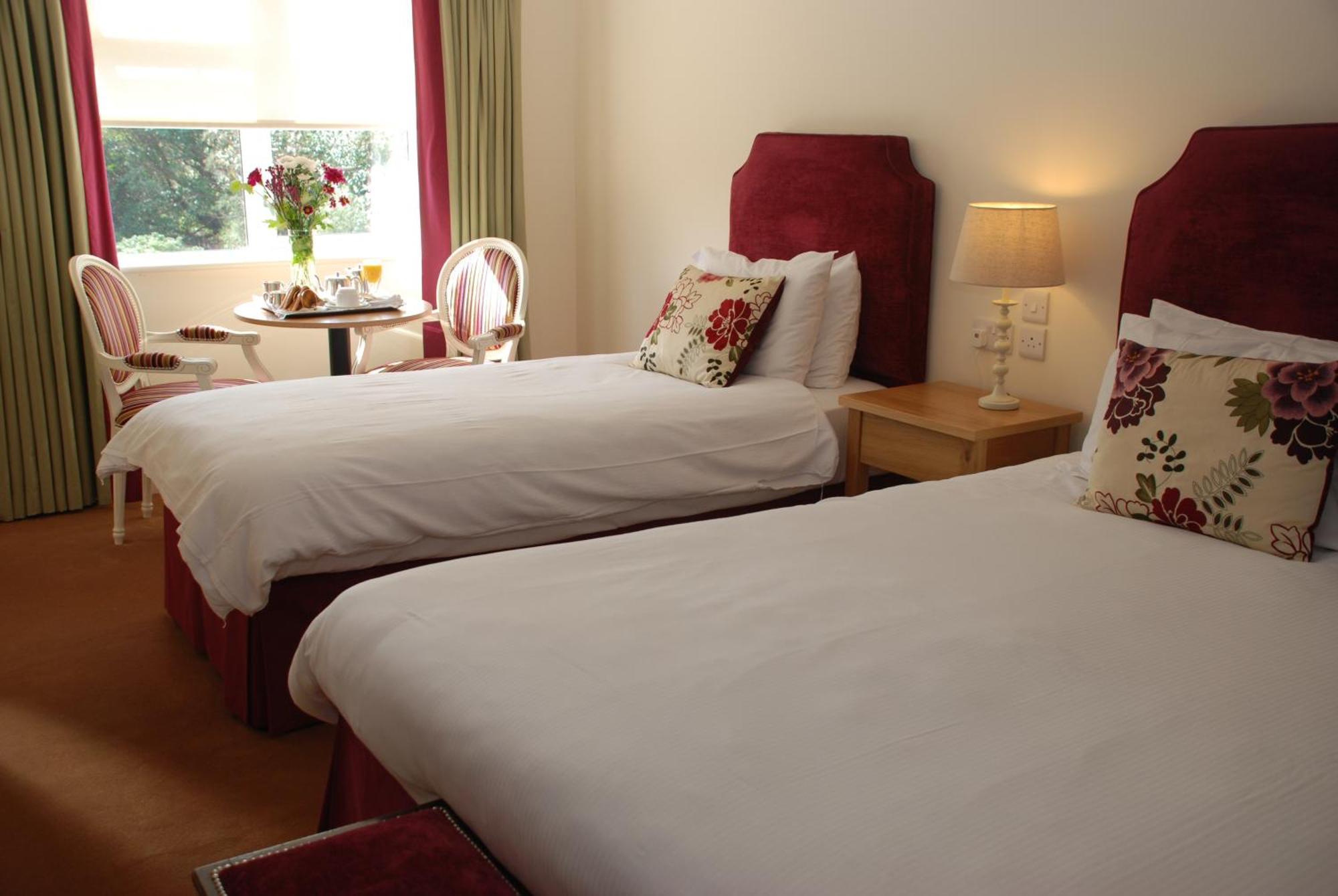 Hotel Casey's Glengarriff